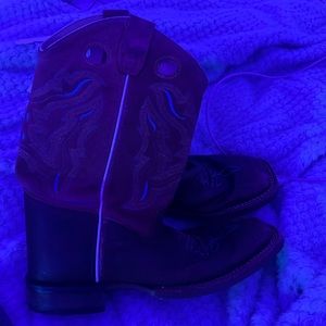 cowgirl boots size 5
